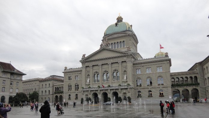 Bundeshaus  Parlamento Suo